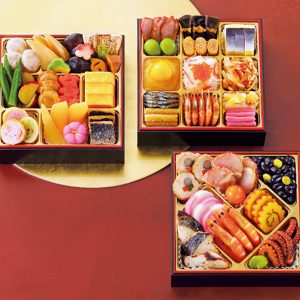 トップバリュ 和風三段重 「慶」【3〜4人前・43品目】【イオンのおせち】　￥9500(税抜き)