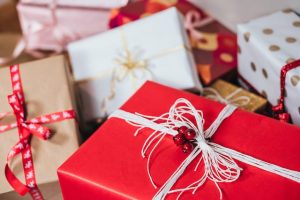片思い男性へのクリスマスプレゼントの渡し方とタイミングを解説！